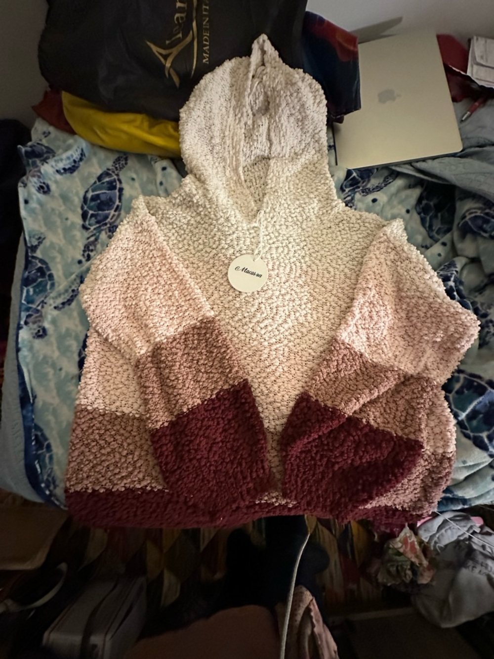 MACARON Hooded Popcorn Knit Colorblock Sweater in Cream, Pink & Burgundy